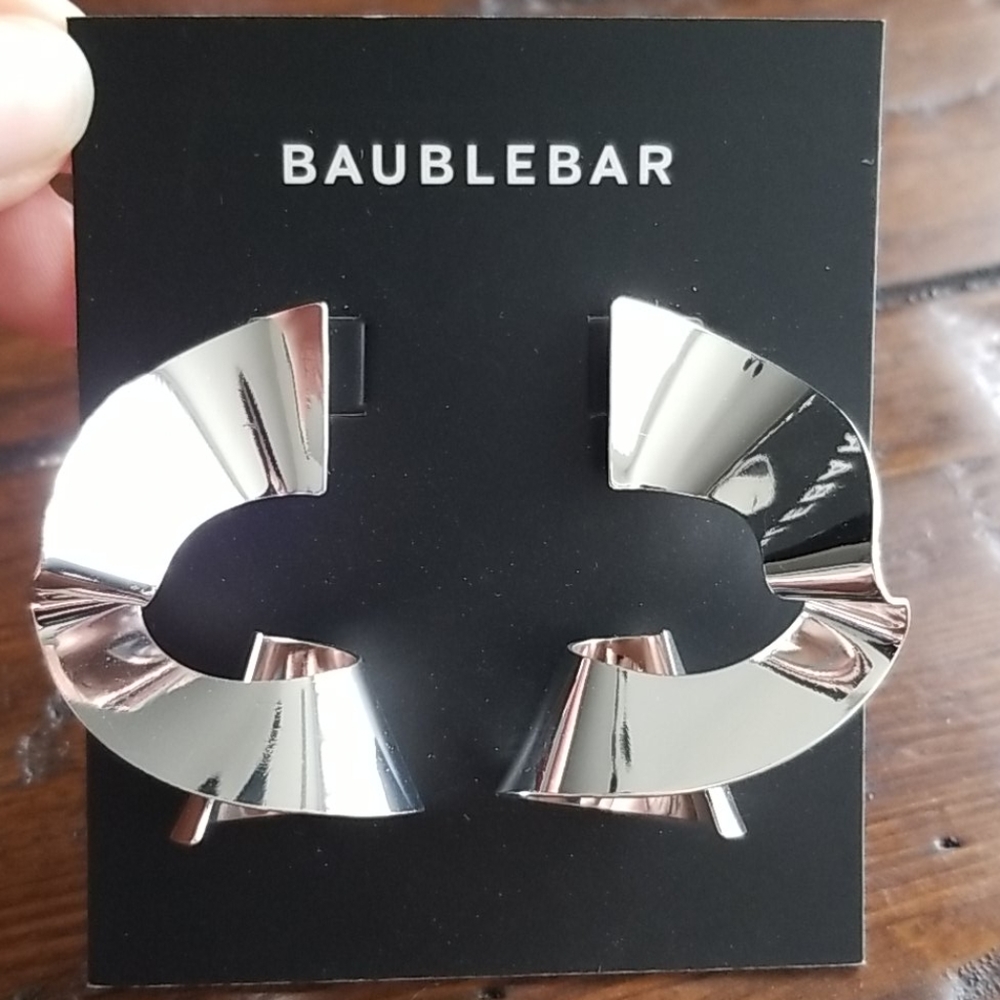 Bryce Stud Earrings in Shiny Silver Plating